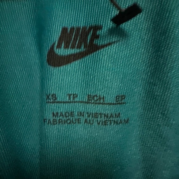 Nike teal with bling Nike logo NWOT XS - Picture 4 of 4